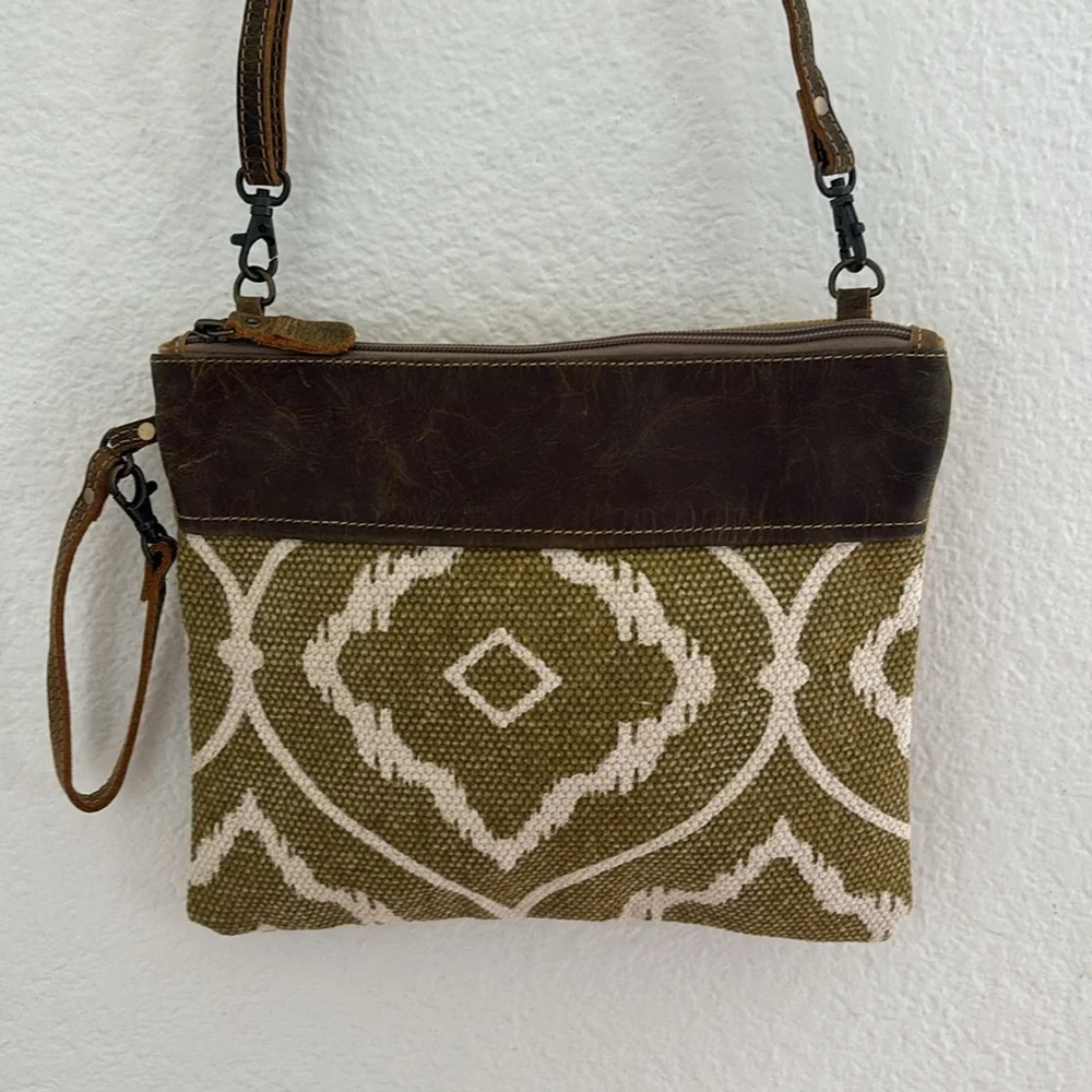 Myra Bag Leather Cotton Convertible Crossbody Wristlet Bag Purse Pockets - Picture 2 of 11
